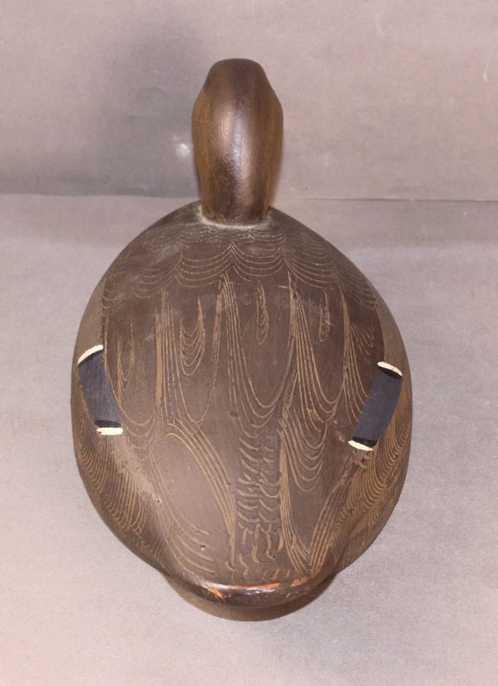 Isca de galinha vintage Ken Harris Woodville NY esculpida em madeira pato preto pintada à mão - Imagem 4 de 4