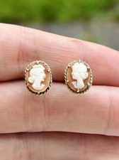 Vintage 9ct Yellow Gold Carved Shell Cameo Stud Earrings 375 9k