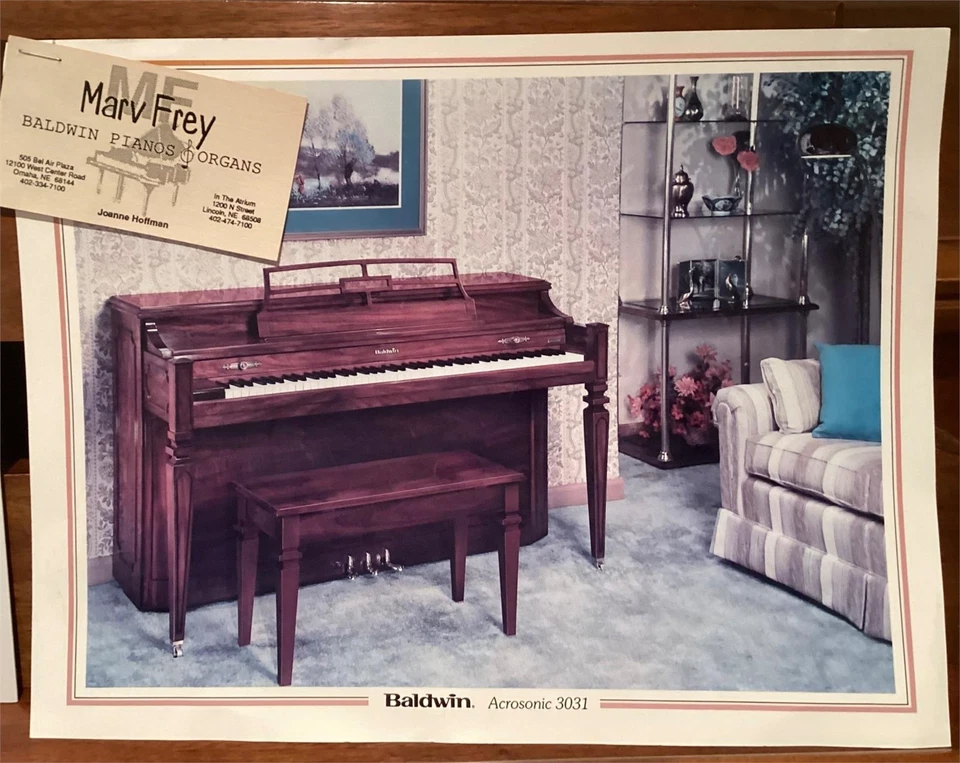 Raro piano vertical Baldwin acrosónico con banco en excelente estado. Un solo dueño. Foto 2 de 4