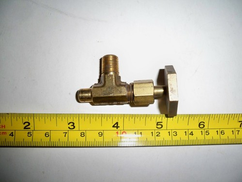 1/8 M NPT x .31" SLIPS INTO 3/8" OD COPPER TUBING SOLDER TYPE Brass ANGLE VALVE