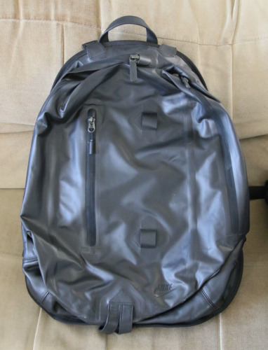 2009 Nike Sportswear NSW Cheyenne 2000 Backpack - image 1