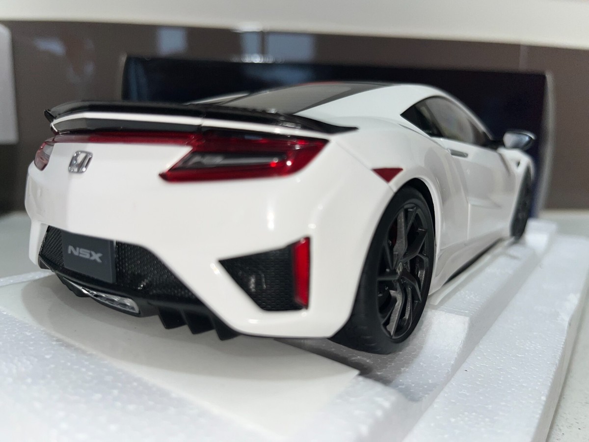 Autoart 1/18 Honda NSX Nc1 2016 130r White 73231 for sale Autoart 1/18 Honda NSX Nc1 2016 130r White 73231 for sale