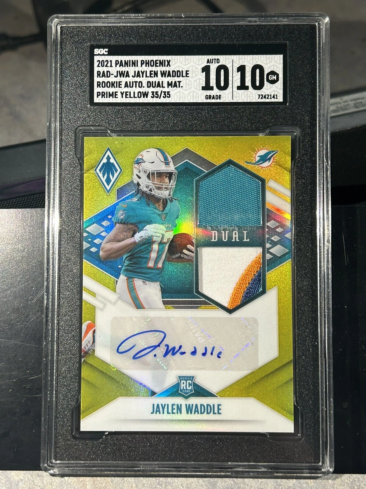 Jaylen Waddle Panini Phoenix Rookie Memorabilia #RMEJWA Prime Blue