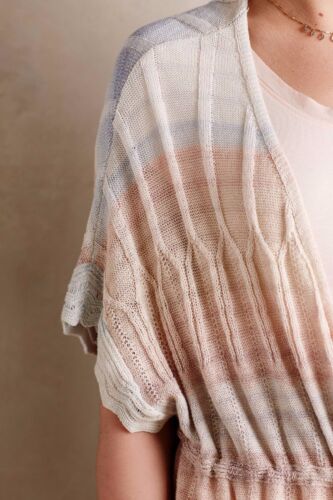 CARDIGAN NUOVO CON ETICHETTE ANTHROPOLOGIE OMBRE STRIPE DUSTER di KNITTED & KNOTTED M - Foto 3 di 4