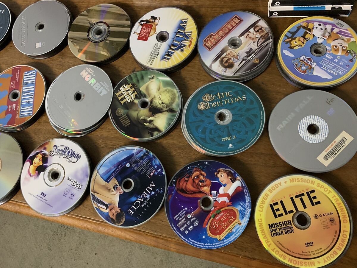 Lot of 100 DVD's (No Case or Artwork) Various Genre's Lot of 100 DVD's (No Case or Artwork) Various Genre's