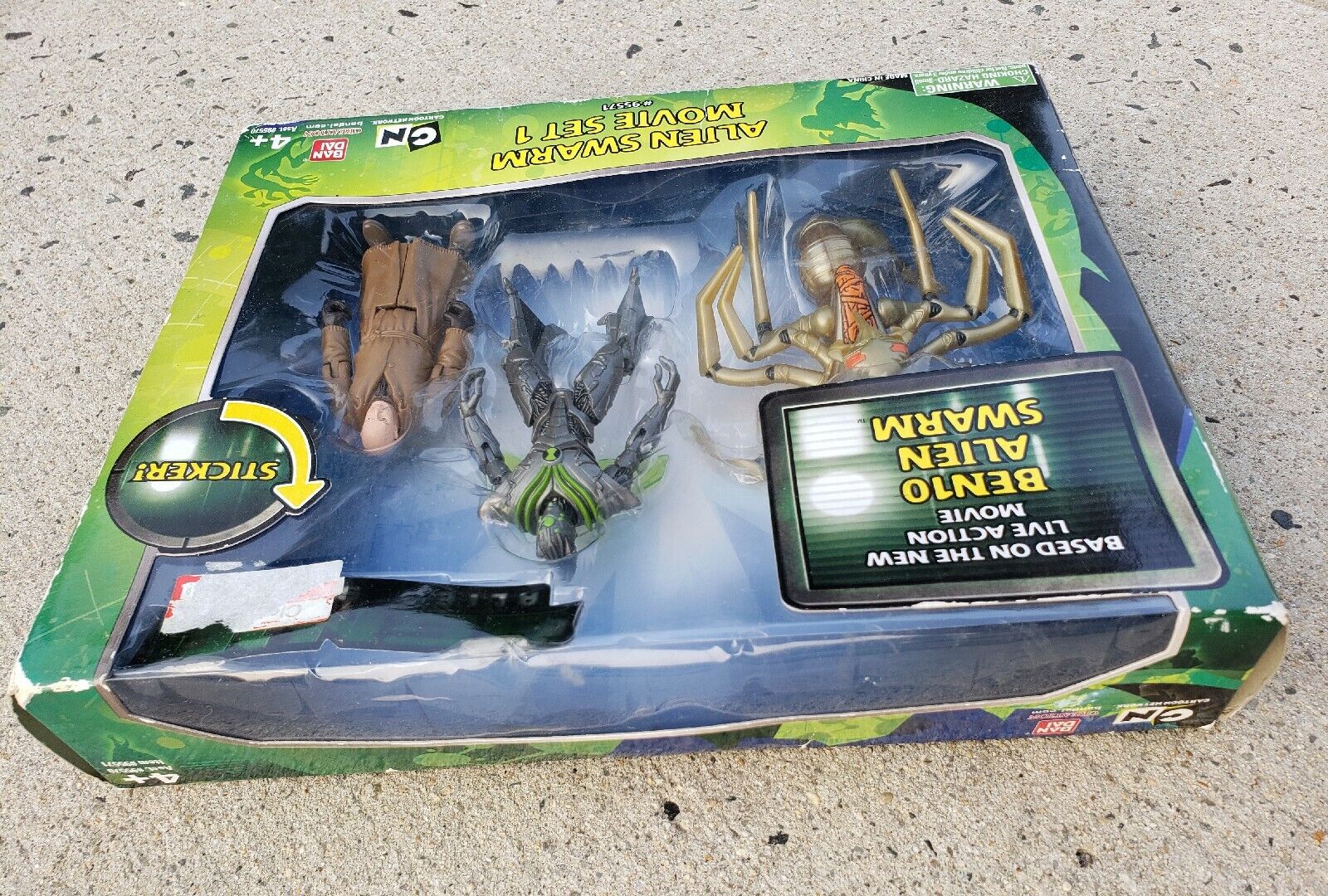 Bandai Ben 10 Alien Swarm Movie Set 1 Sealed New In Box (With Shelf Wear,  Dings)