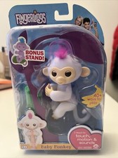 AUTHENTIC WowWee Fingerlings Sophie White Monkey Interactive Toy Bonus Stand