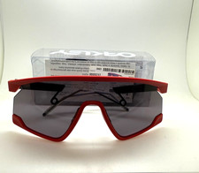 Authentic Oakley Sunglasses BXTR METAL 9237 Matte Redline with Prizm Grey NIB