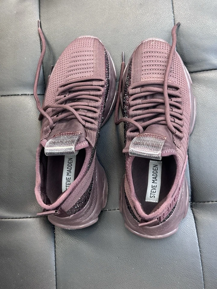 Steve Madden Maxima Sneakers Women's Size 7M Rhinestone & Studed Sparkling Shoes - Image 3 of 4