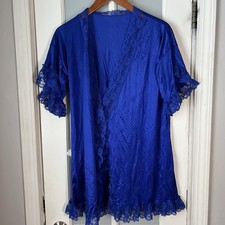 Vintage Val Mode Sapphire Blue Robe Lace Trim Short Sleeve Size Medium USA Made
