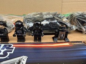 LEGO Star Wars 9492 TIE Fighter 4 Minifigures 413 Pieces No Box Pre-Owned