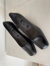 Damen-Pumps von Stuart Weitzmann, Gr. 38,5, G...