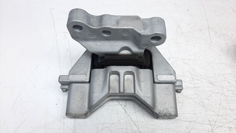 Mitsubishi Outlander Mk3 Engine Mount Bracket 1091A381 2015-2018 