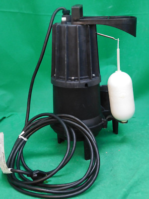Zoeller - Aqua-Mate - M211-A - .4 HP -  Submersible Sewage Pump