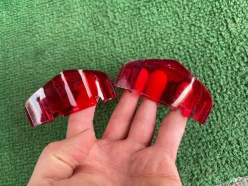 Pair 1954 Plymouth Tail Light Lamp Lenses PLYAZ Mopar Parts Cranbrook Belvedere - Foto 10 di 16