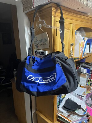 Vintage EUC Reebok Logo Black and Blue Zip Duffle Bag Sports Bag Durable