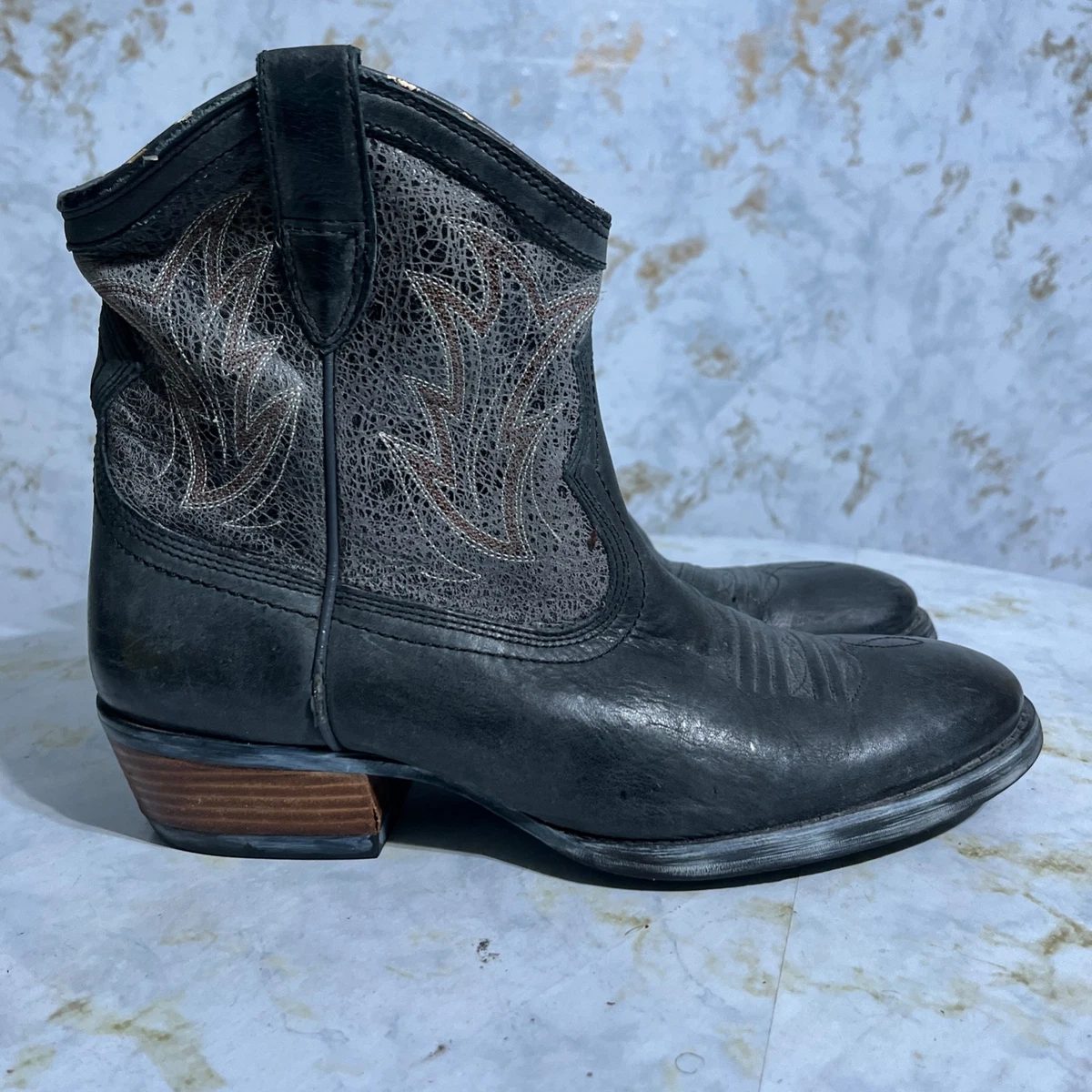 Western Low (1-1.9 in) Heel Height Ankle Boots for Women for sale 