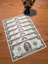 Lot of 7 RARE Crisp Two Dollar Bill Uncirculated Sequential Serial # $2 Bill