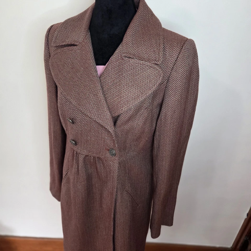 Abrigo To the Max Romántico Rosa Espiga Talla Grande Foto 3 de 4