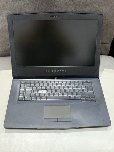 Alienware M15 R3 Spécifications inconnues pas de pièces détachées et réparations d'alimentation - Photo 3/15