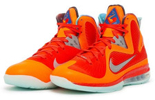 Nike Lebron 9 IX Big Bang 2022 Sneakers in orange - Größe 43 - NEU