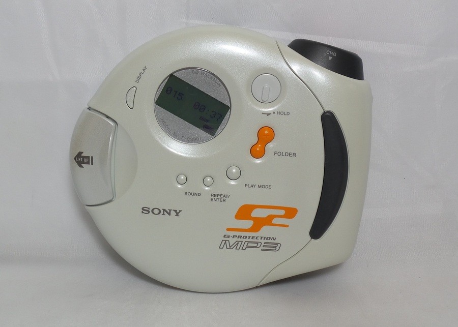 Rare Vintage Sony S2 Sports CD Walkman - Compact Disc/MP3 Player