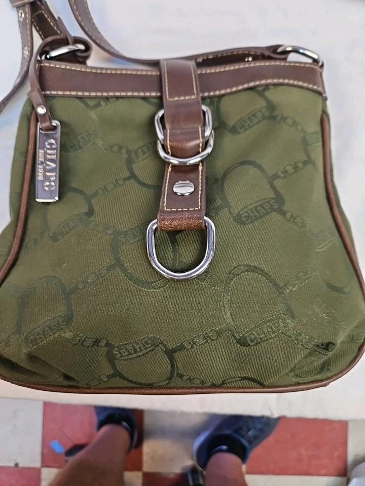 Bolso Bandolera Bolso de Mano Chaps Logo Monograma Tejido de Lona Cuero Verde Oliva  Foto 3 de 4