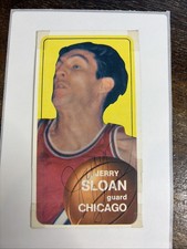 ~JERRY SLOAN (D. ’20) 1970-71 Topps  #148 SIGNED Auto Rookie Chicago Bulls
