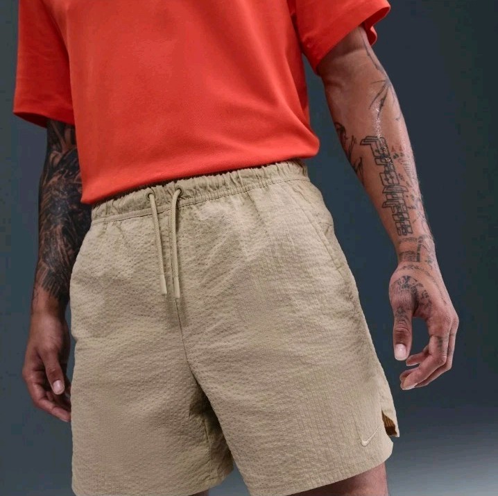 Mens Size L Nike Unlimited 5” Shorts Unlined Seersucker Versatile