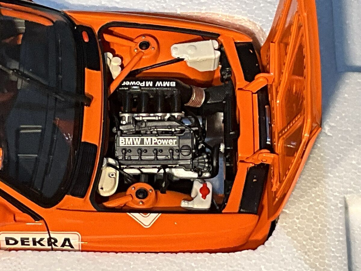 Minichamps 1:18 BMW E30 M3 DTM Jagermeister #39 DTM M Minichamps 1:18 BMW E30 M3 DTM Jagermeister #39 DTM M