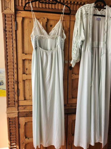 NEW!! VINTAGE 🔥 LILY OF FRANCE 1960s Lace Peignoir Nightgown Set Light BLUE M - Picture 16 of 24
