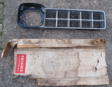 NOS 1975 75 Pontiac Lemans GT RH Passenger Side Front Grille 496962
