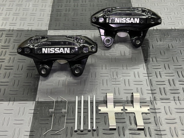 日産 スカイライン R32 4ポットキャリパー Front 4 Pot Brake Calipers