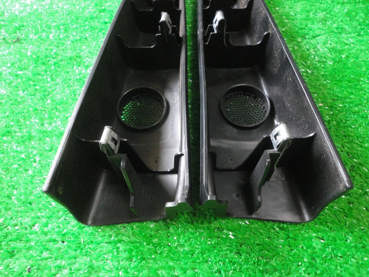 TOYOTA NOAH VOXY AZR60G Genuine front door lower frame