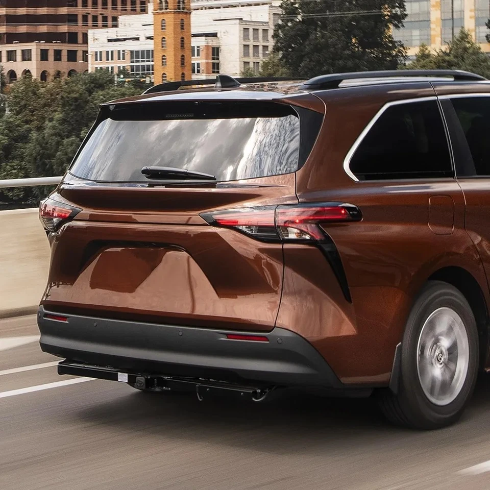 Conjunto de luz trasera exterior para Toyota Sienna 2021-2022 - lado del pasajero (derecha) Foto 3 de 4