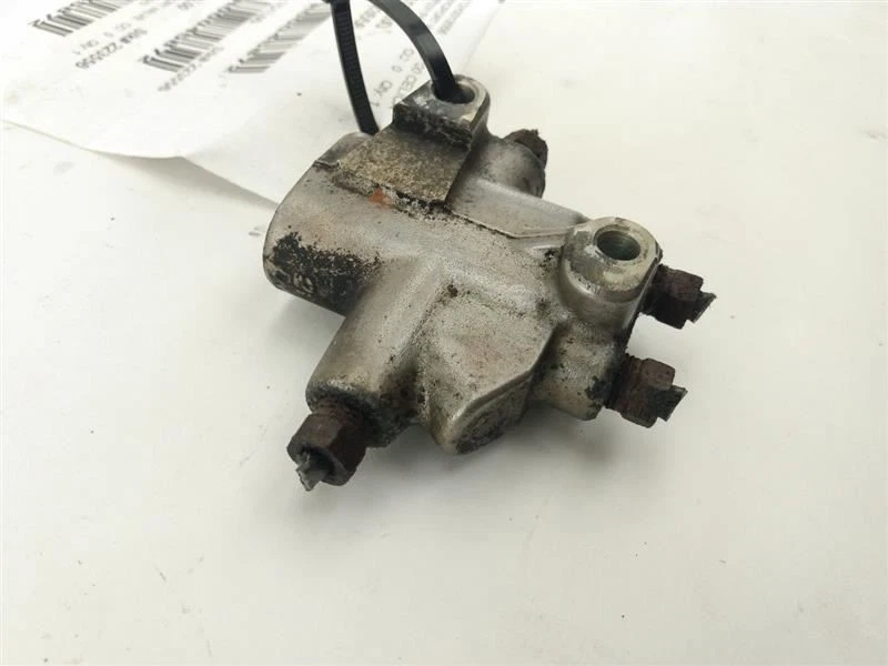 TOYOTA CELICA GT Brake Proportioning Valve 00 01 02 03 04 05 - Image 3 of 4