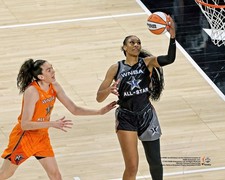 A'ja Wilson Las Vegas Aces Unsigned Layup 23 ASG Photo