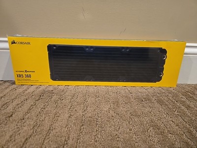 Corsair Hydro X Series XR5 360mm Water Cooling Radiator - Black (CX-9030003-WW)