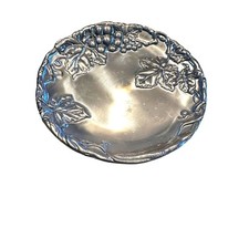 Arthur Court Grape and Leaf Design 7.5” Serving Tray