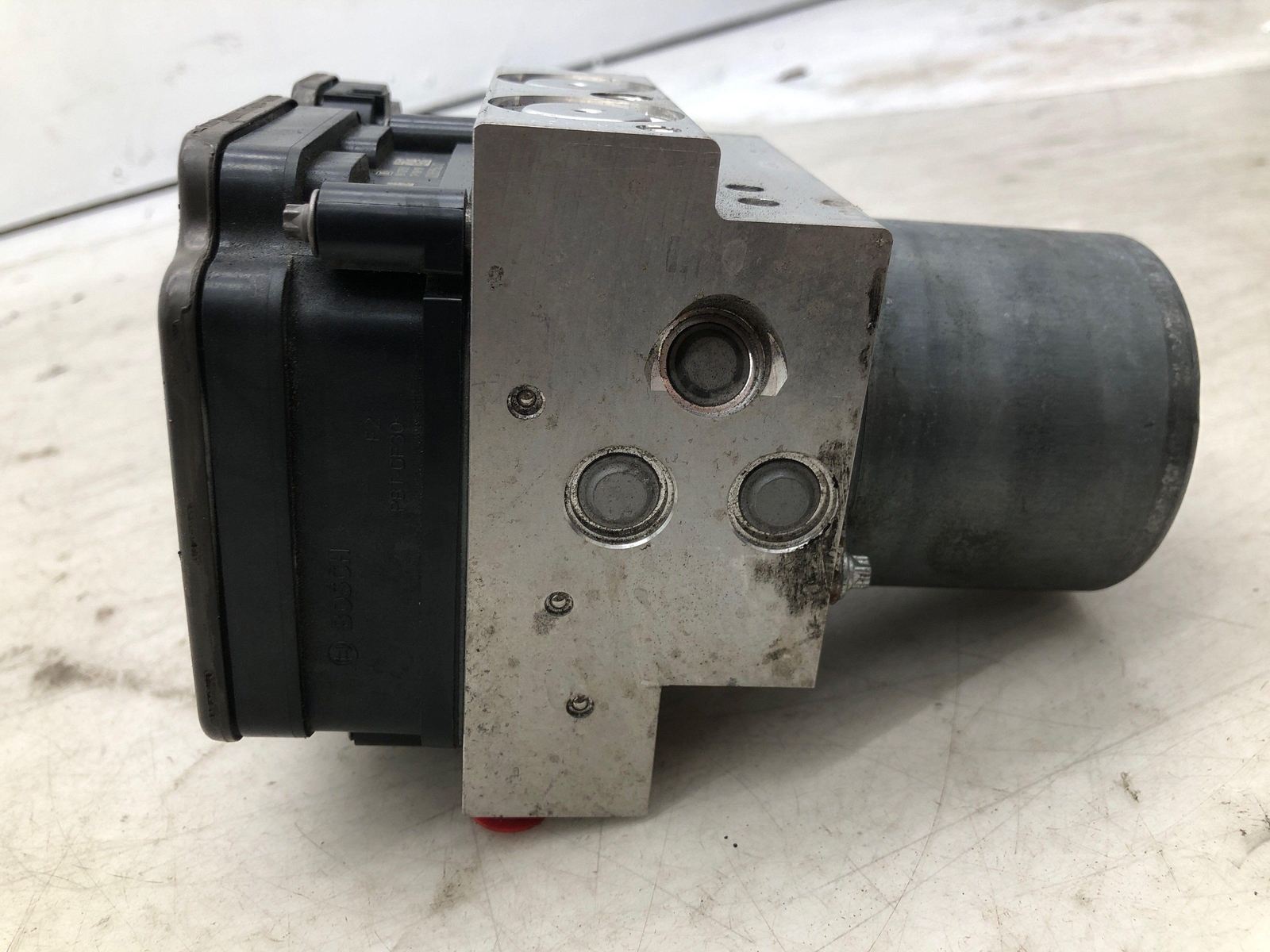 2016-2020 BENTLEY BENTAYGA 6.0L W12 ABS ANTI-LOCK BRAKE PUMP 36A907379F OEM