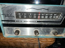 Vintage Regency MR-10B Monitoradio 1950's FM Tube Radio Receiver in Aqua Blue