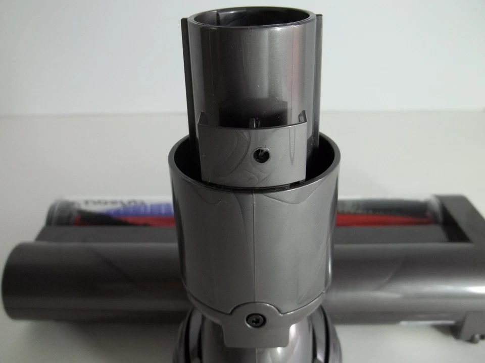 Conjunto de varita de mano Dyson DC59 Animal y herramienta de piso motorizada Ahorra $$$$ Foto 4 de 4