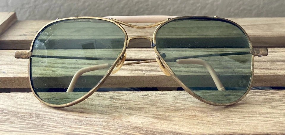 RARO!  Gafas de sol vintage de aviador, puntas de baquelita y almohadillas para la nariz Foto 4 de 4