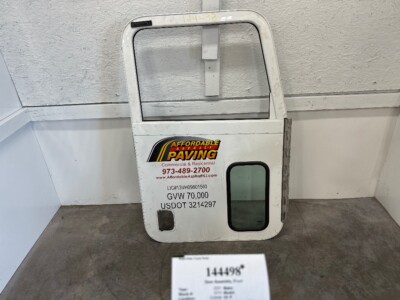 Peterbilt Paccar Door RH R25-6065-280 From 2021 389 | eBay