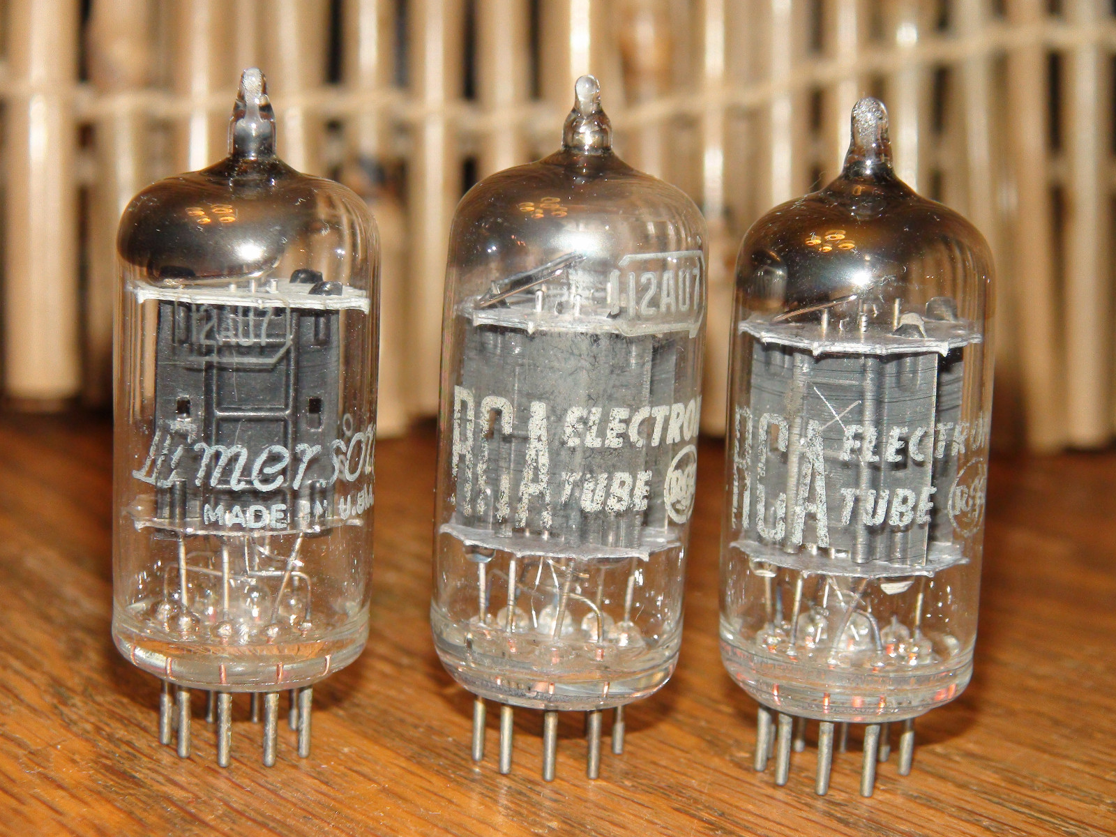 3 Vintage RCA 12AU7 ECC82 Black Plates Radio Tubes Results= 1500/1450 1450/1350