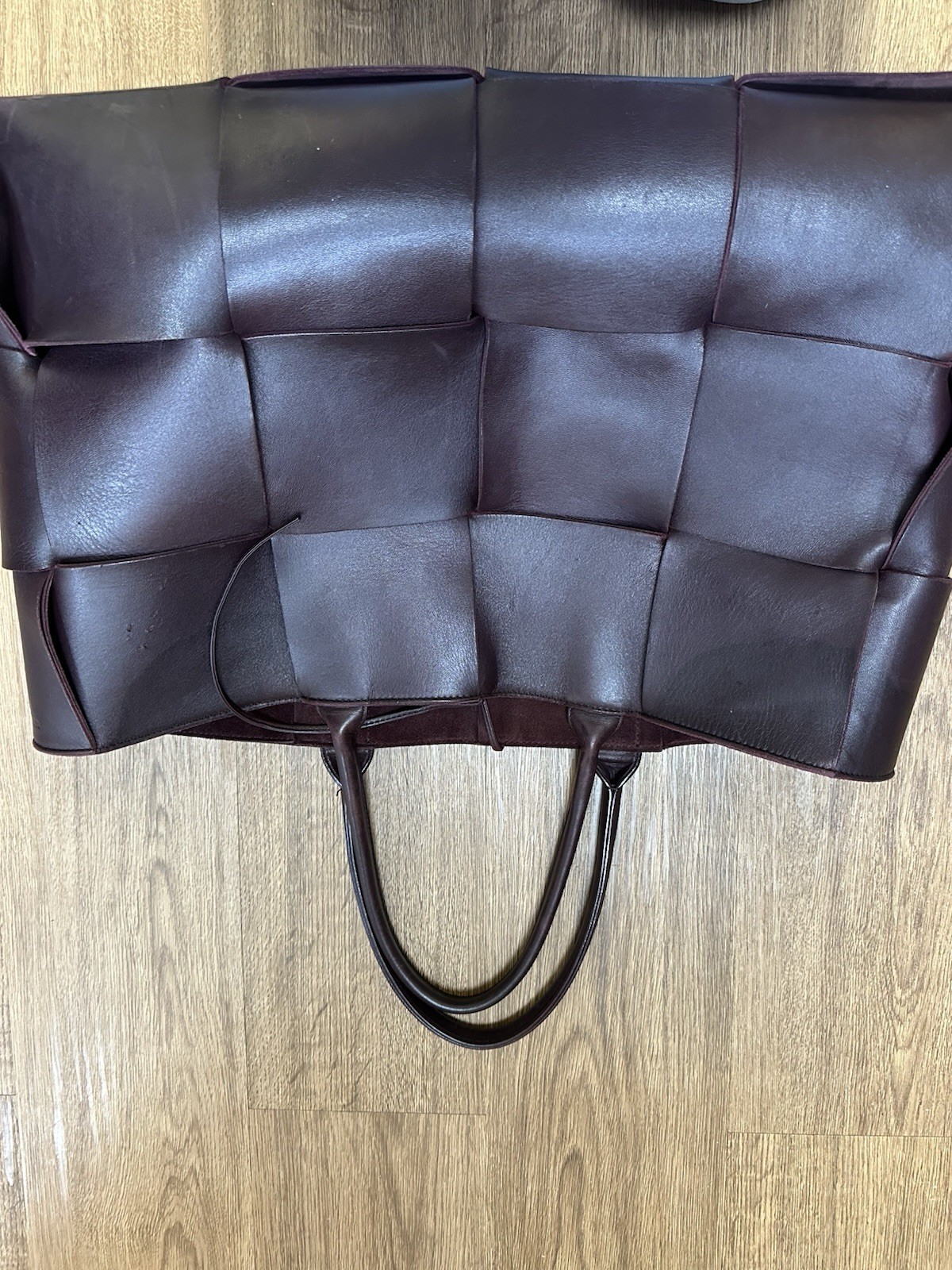 Bottega Veneta Arco Intrecciato Tote Bag Large, Dark Red