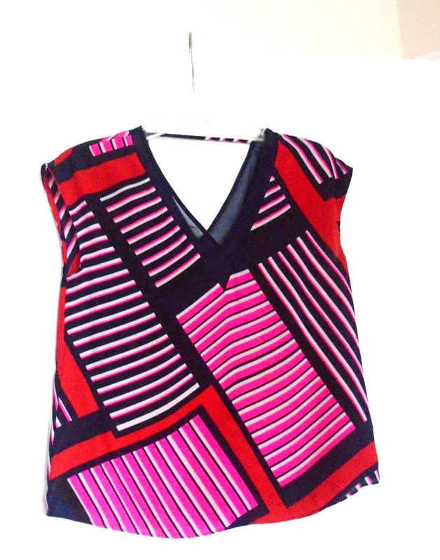 EXPRESS 100% Polyester Multicolor Stripe Design Sleeveless Blouse Size X-Small!
