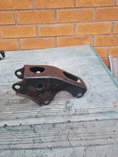 YAMAHA YS 125 ENGINE MOUNT BRACKET 2018