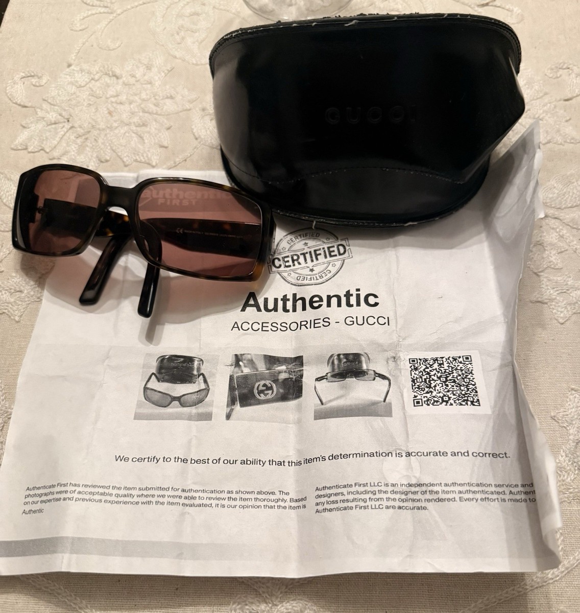 Authentic Gucci Tortoiseshell Sunglasses w/ Case - READ  display picture 2