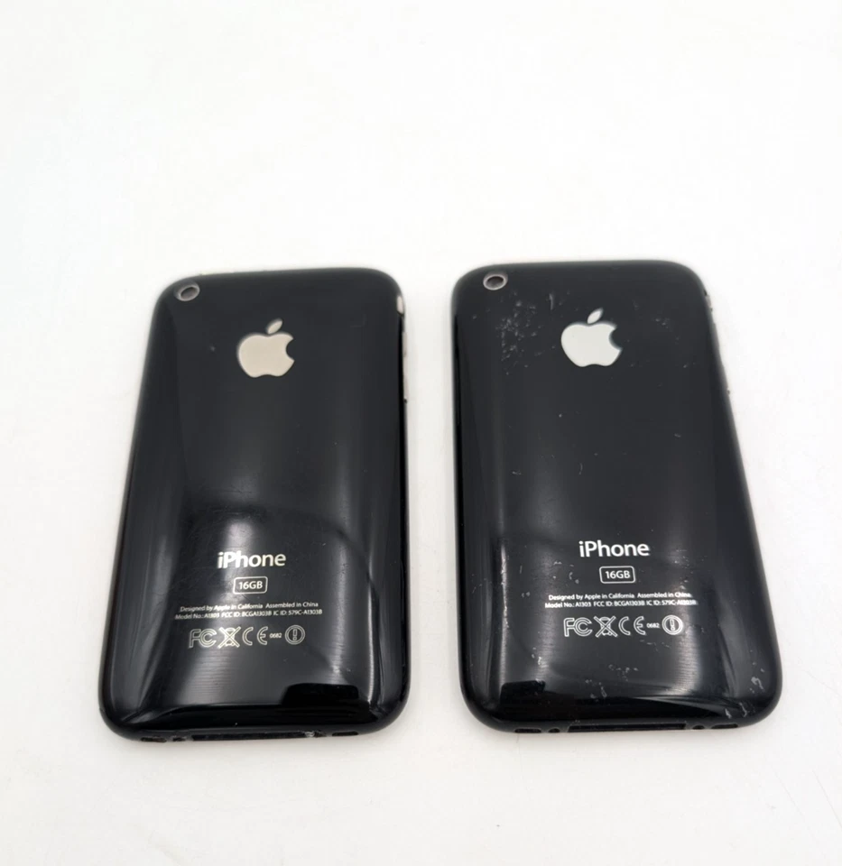 Lot of 2 Apple iPhone 3GS 16 GB Model A1303B **Untested As Is***, Or For Parts - Image 2 of 4